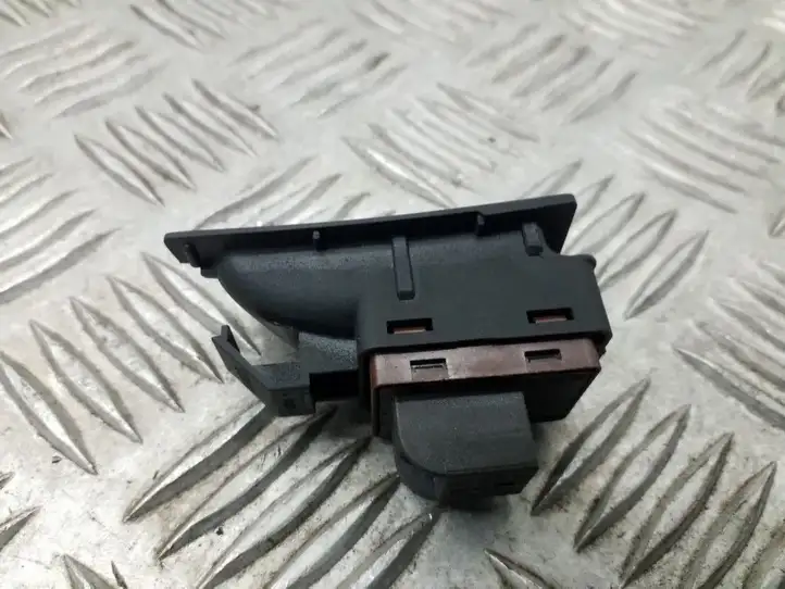 Audi A4 S4 B8 8K (2007 - 2011) 8K0959831A Кнопка стеклоподъемников — фото 3