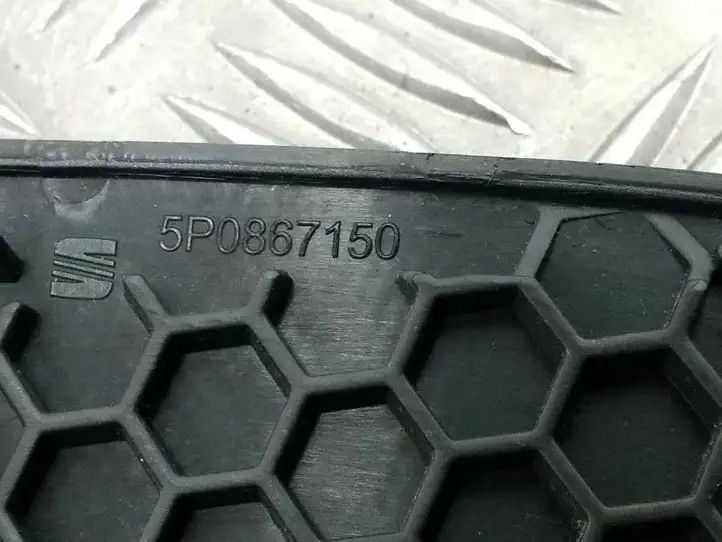 Seat Altea XL (2004 - 2015) 5P0867150 Накладка динамика задней двери — фото 2