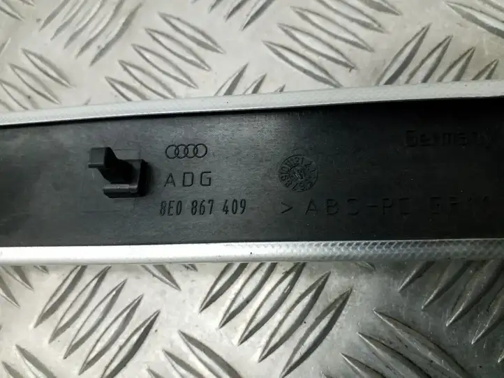 Audi A4 S4 B6 8E 8H (2000 - 2006) 8E0867409 Декоративная накладка передней двери — фото 3