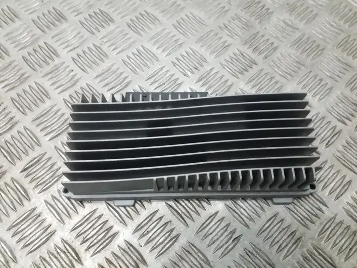 Audi A4 S4 B8 8K (2007 - 2011) 8R0035223F Усилитель звука — фото 3