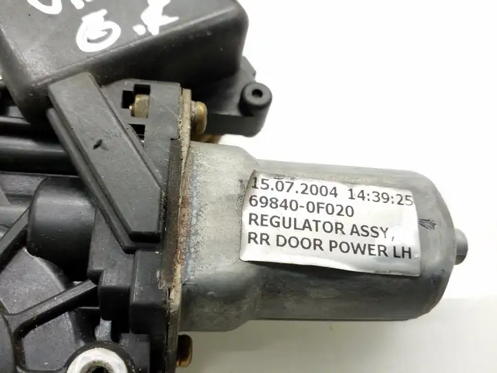 Toyota Corolla Verso AR10 (2004 - 2009) 698400F020 Стеклоподъемник задней двери — фото 3