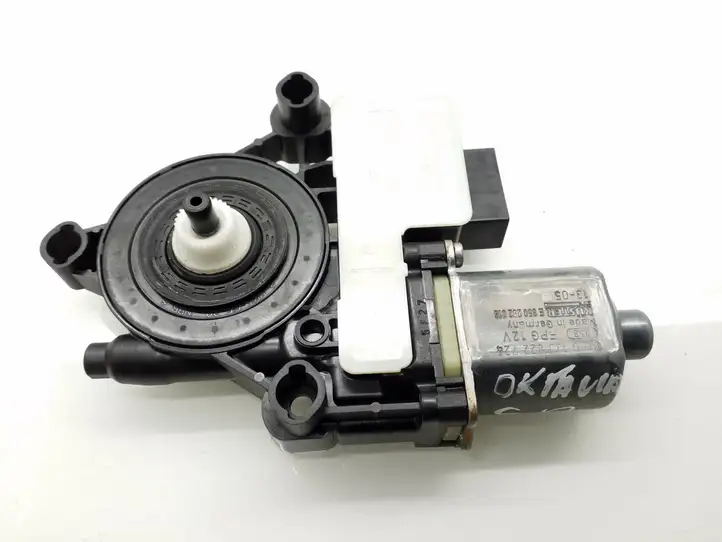 Skoda Octavia Mk3 (5E) (2013 - 2019) 5Q0959812A Стеклоподъемник задней двери — фото 2
