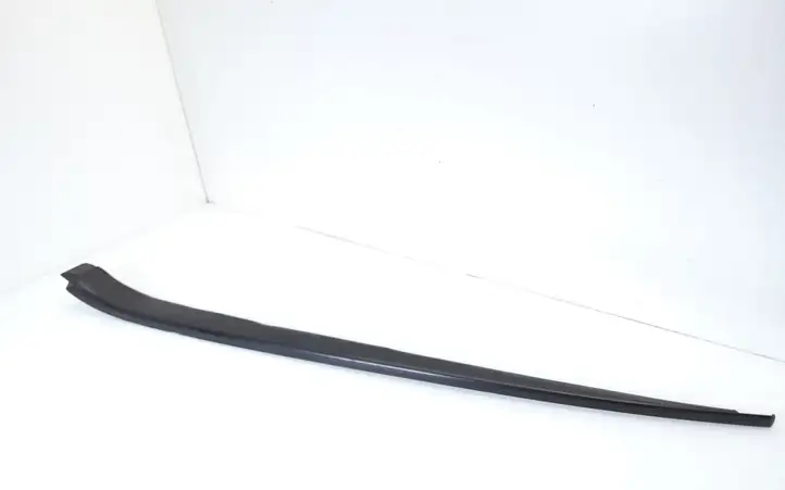 Volkswagen Golf Plus (2008 - 2014) 5M0854327D Накладка стоек лобового стекла — фото 4