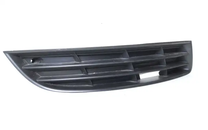 Volkswagen PASSAT B6 (2005 - 2010) 3C0853666 Решетка противотуманной фары — фото 4