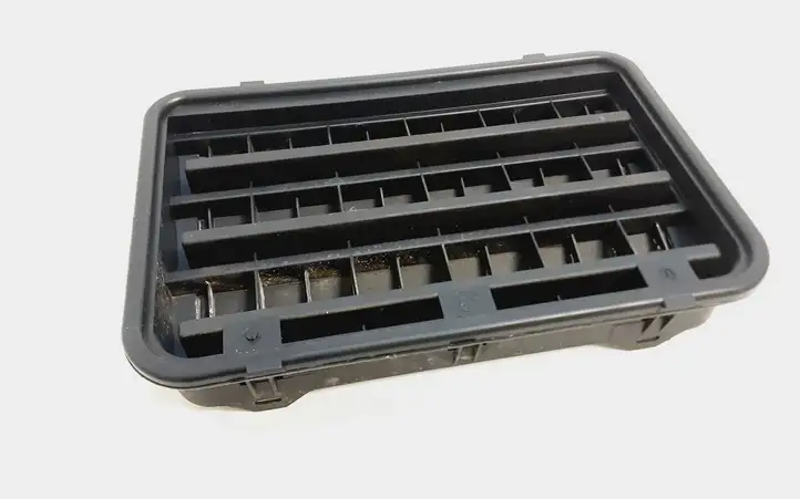 BMW X5 E70 (2006 - 2013) 8377280 Вентиляционная решетка кузова — фото 1