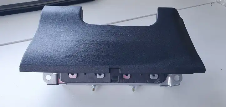 Toyota Auris E180 (2012 - 2018) Подушка безопасности пассажира — фото 1