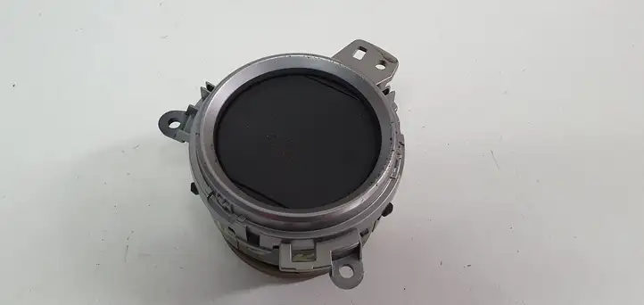 Toyota Auris E180 (2012 - 2018) Боковой воздушный дефлектор — фото 1