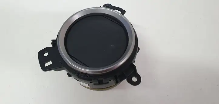 Toyota Auris E180 (2012 - 2018) Боковой воздушный дефлектор — фото 3