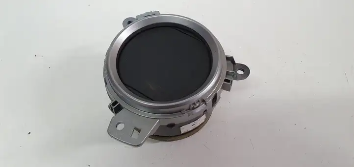 Toyota Auris E180 (2012 - 2018) Боковой воздушный дефлектор — фото 1
