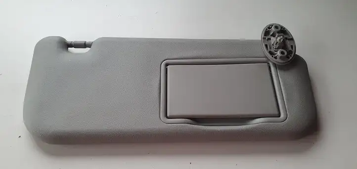 Toyota Auris E180 (2012 - 2018) Солнцезащитный козырек — фото 2