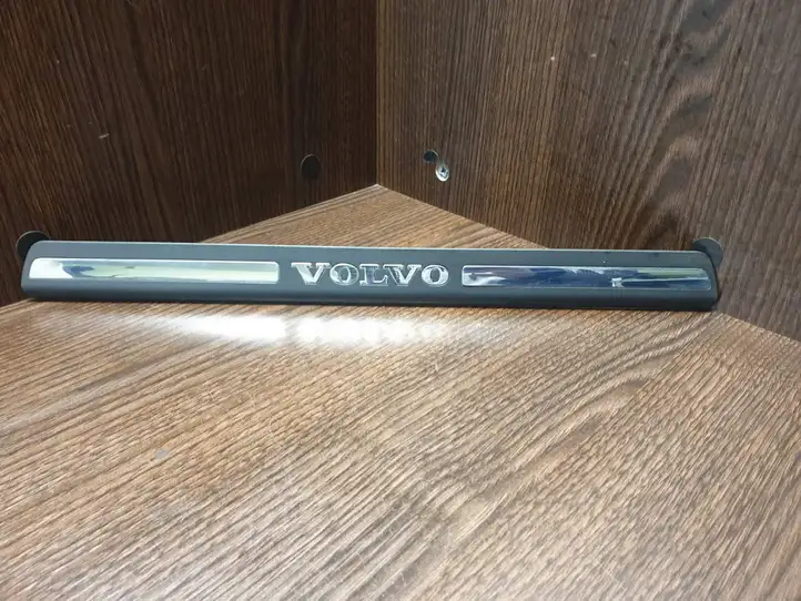 Volvo S60 (2000 - 2004) 8659960 Внутренняя отделка заднего порога — фото 1