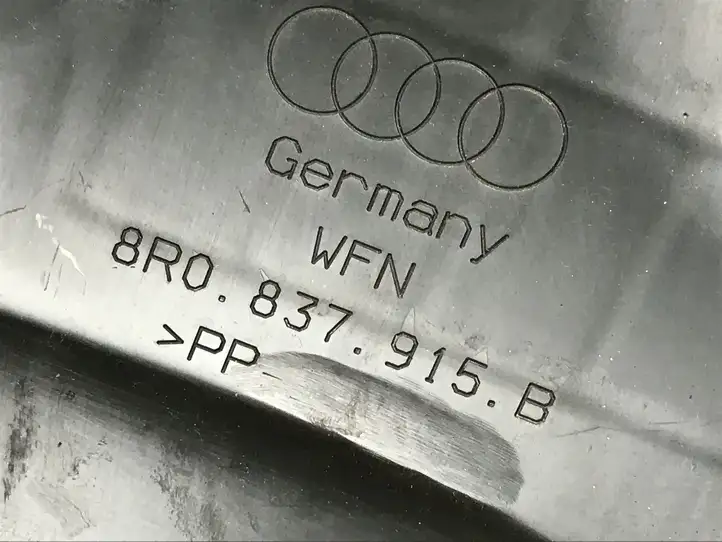Audi Q5 SQ5 (2008 - 2012) 8R0837915B Прочая отделка передней двери — фото 3