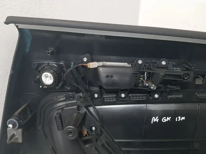 Audi A4 S4 B8 8K (2011 - 2015) 8K0867305 Обшивка задней двери — фото 5