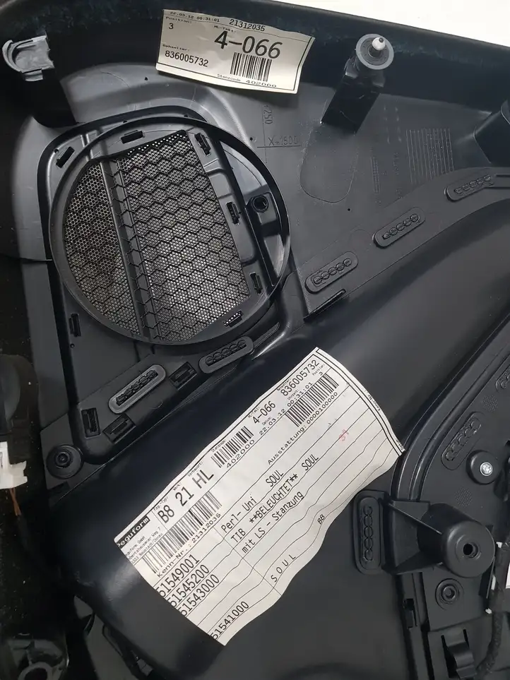 Audi A4 S4 B8 8K (2011 - 2015) 8K0867305 Обшивка задней двери — фото 8
