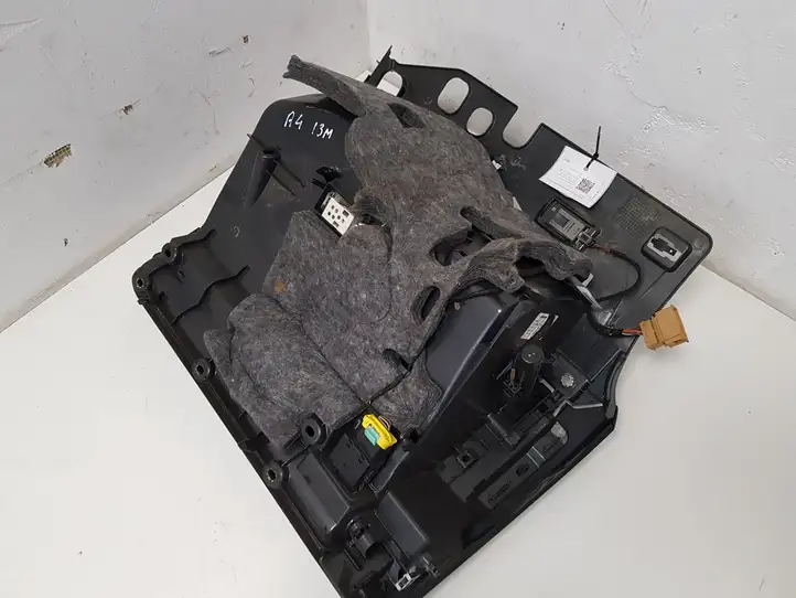 Audi A4 S4 B8 8K (2011 - 2015) 8K1857035B Бардачок в сборе — фото 5