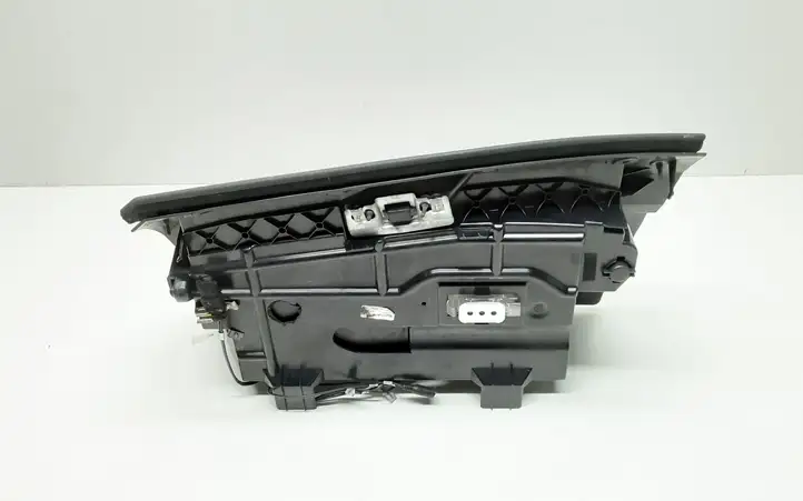 BMW 5 E60 E61 (2004 - 2010) 7034080 Бардачок в сборе — фото 2