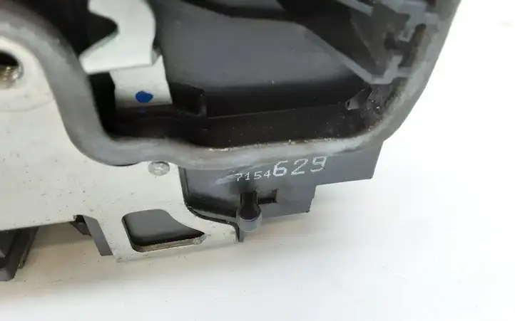 BMW 5 E60 E61 (2004 - 2010) 7154629 Замок задней двери — фото 3