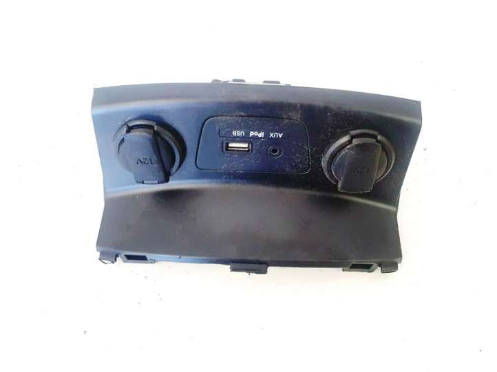 84760a6050ry Hyundai i30 USB jungtis