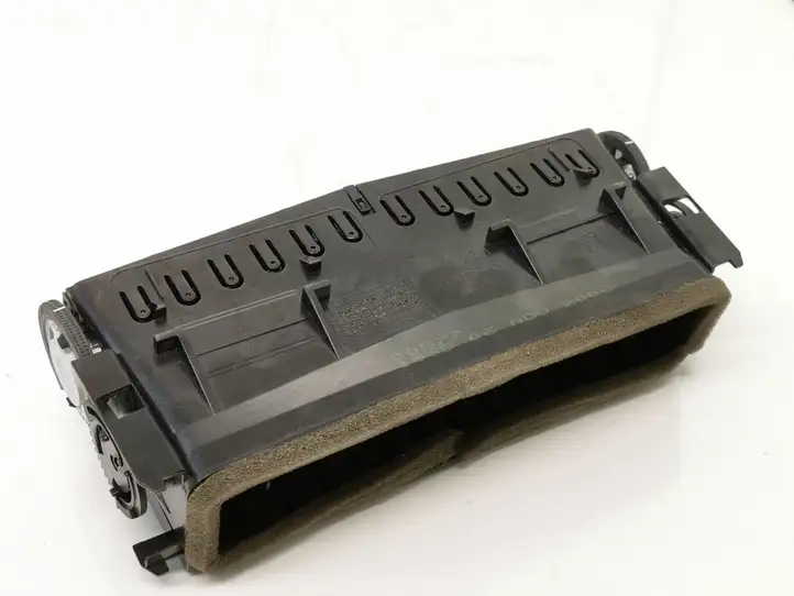 Opel Astra H (2004 - 2009) 24465731 Центральный воздушный дефлектор — фото 6