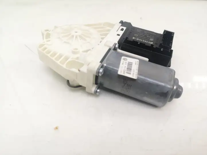 Volkswagen PASSAT B6 (2005 - 2010) 1K0959702P Стеклоподъемник задней двери — фото 4