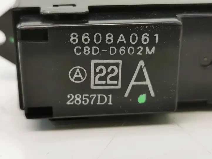 Mitsubishi Outlander (2007 - 2012) 8608A061 Кнопка стеклоподъемников — фото 4