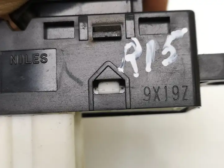 Subaru Impreza III (2008 - 2012) 9X19Z Блок кнопок стеклоподъемников — фото 3