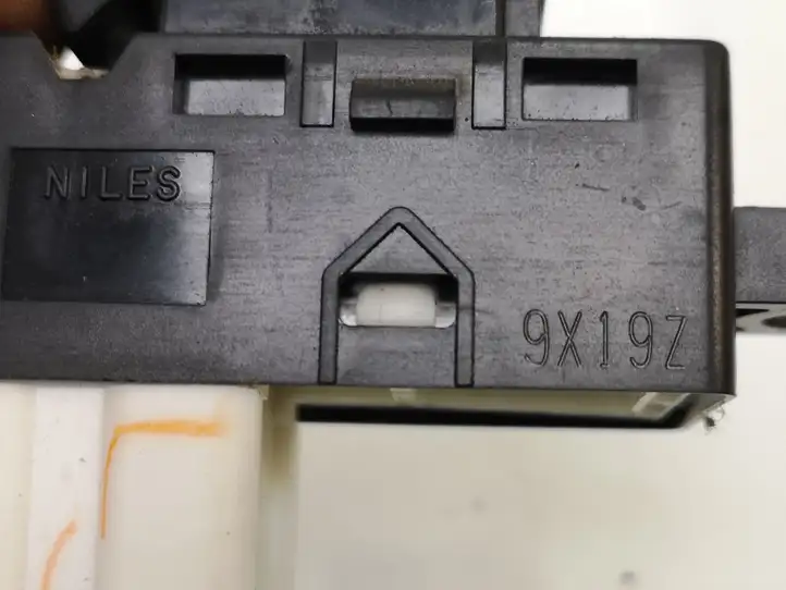 Subaru Impreza III (2008 - 2012) 9X19Z Блок кнопок стеклоподъемников — фото 4
