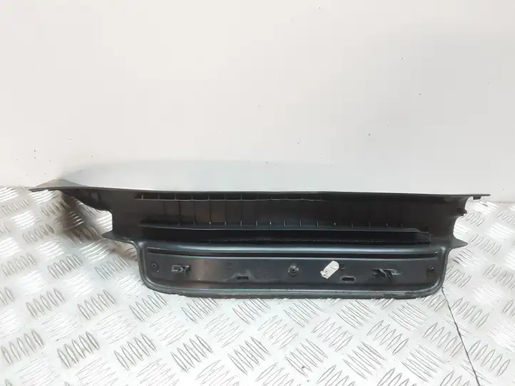 Toyota Avensis T250 (2003 - 2006) 6791805040 Внутренняя отделка заднего порога — фото 2