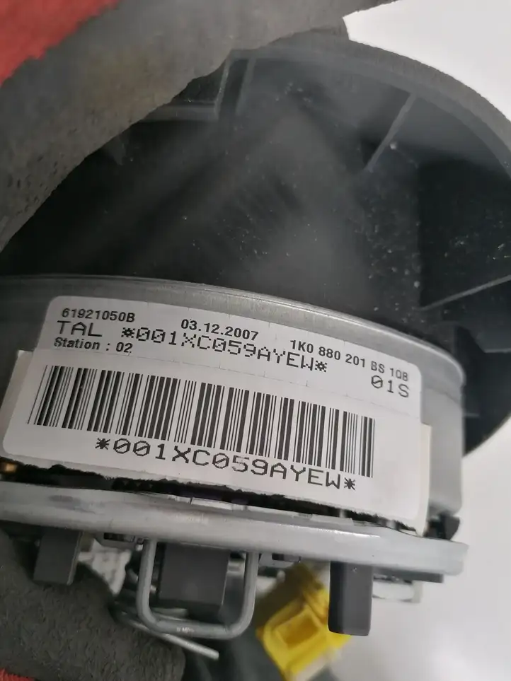 Volkswagen Touran I (2003 - 2010) 1K0880201BS Подушка безопасности руля — фото 3