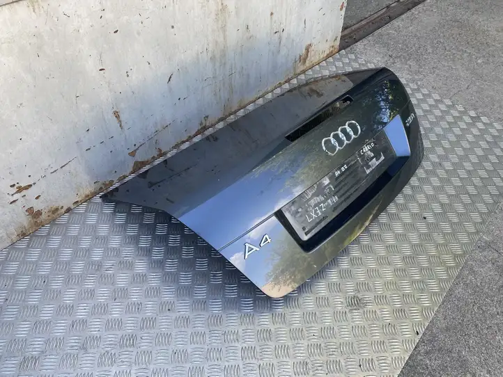 Audi A4 S4 B8 8K (2007 - 2011) Крышка багажника — фото 3