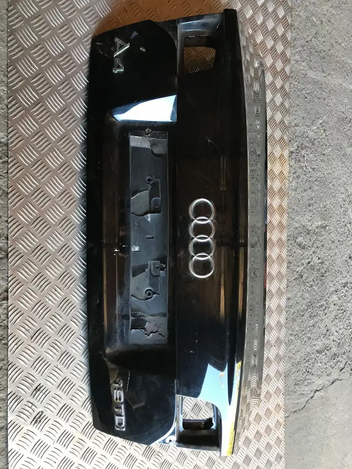 Audi A4 S4 B7 8E 8H (2004 - 2009) 8E5827755C Крышка багажника — фото 3
