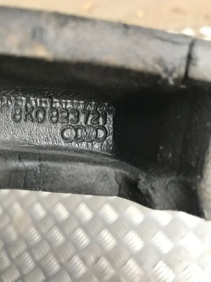 Audi A4 S4 B8 8K (2007 - 2011) 8K0823721 Абсорбер крыла — фото 2