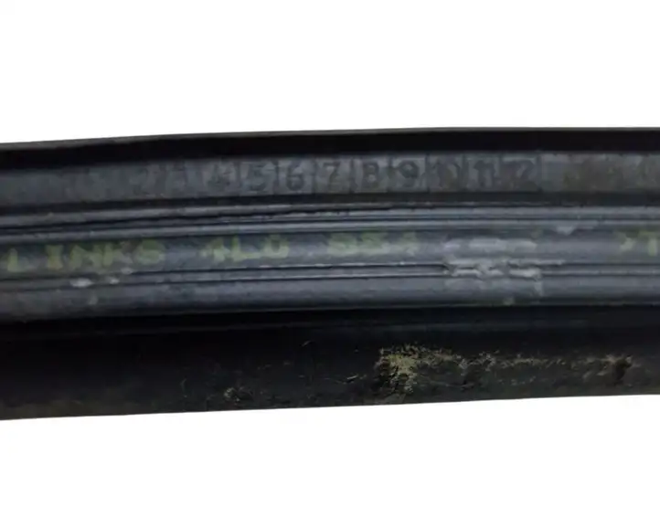 Audi Q7 4L (2005 - 2009) 4L0854327 Накладка стоек лобового стекла — фото 7