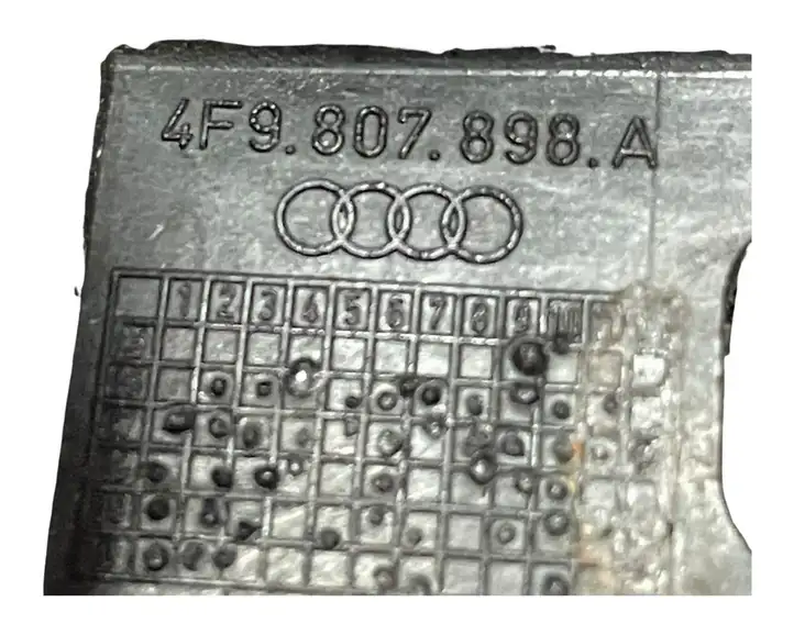 Audi A6 S6 C6 4F (2008 - 2011) 4F9807898A Кронштейн заднего бампера — фото 2