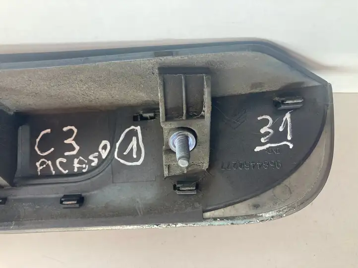 Citroen C3 Picasso (2010 - 2017) 9684450277 Подсветка номера — фото 6