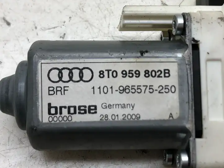 Audi A5 8T 8F (2007 - 2011) 8T0959802B Стеклоподъемник передней двери — фото 2