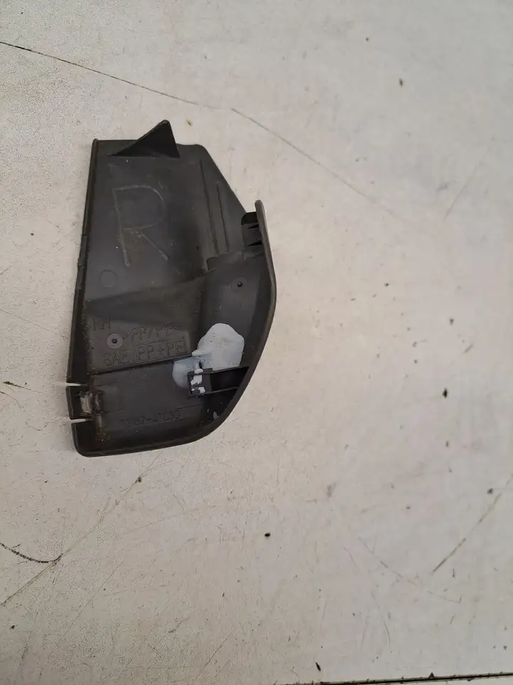 Toyota Prius (XW30) (2009 - 2015) 7215747030 Обшивка сидений — фото 6