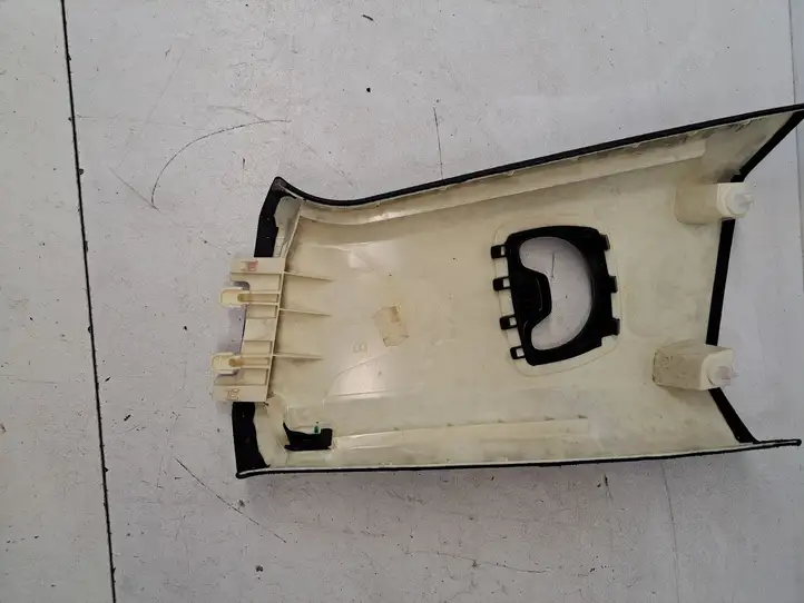 BMW 7 F01 (2008 - 2016) 9112740 Верхняя обшивка стойки B — фото 4