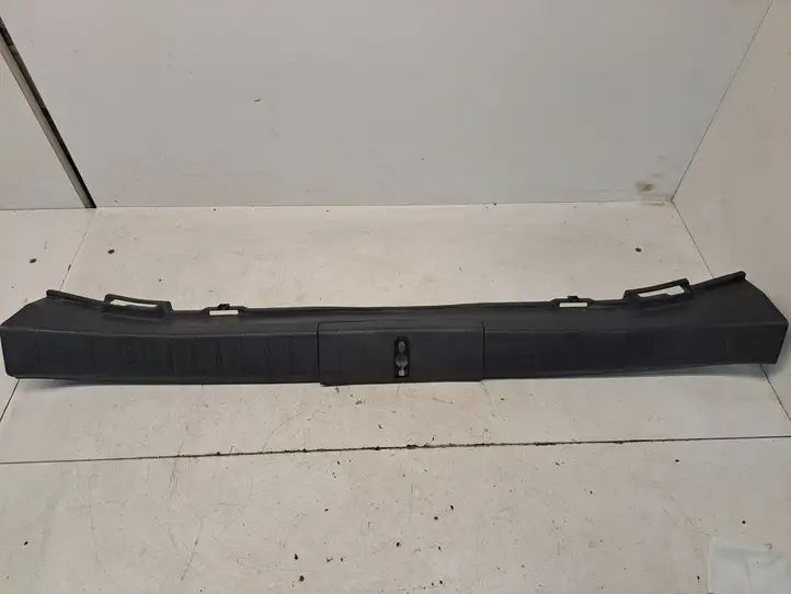 Toyota Prius (XW20) (2003 - 2009) 6471647010 Отделка порога багажника — фото 1
