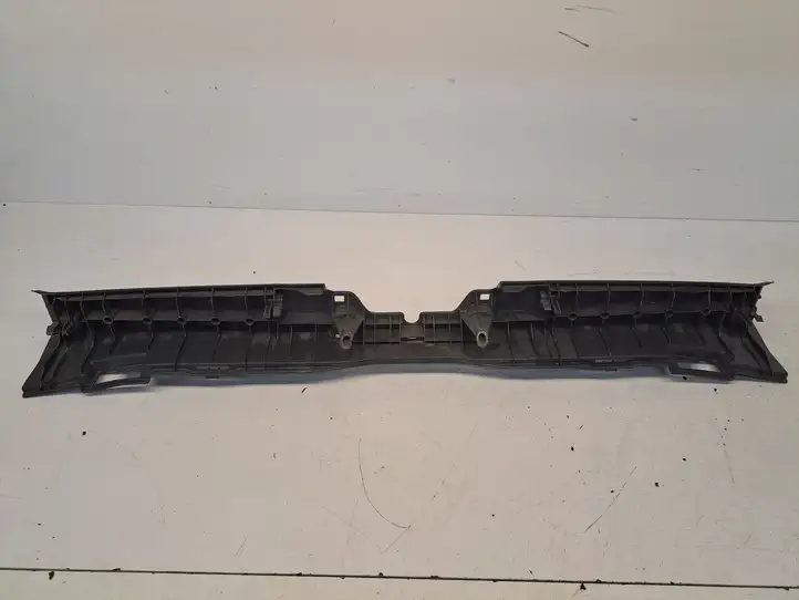 Toyota Prius (XW20) (2003 - 2009) 6471647010 Отделка порога багажника — фото 5
