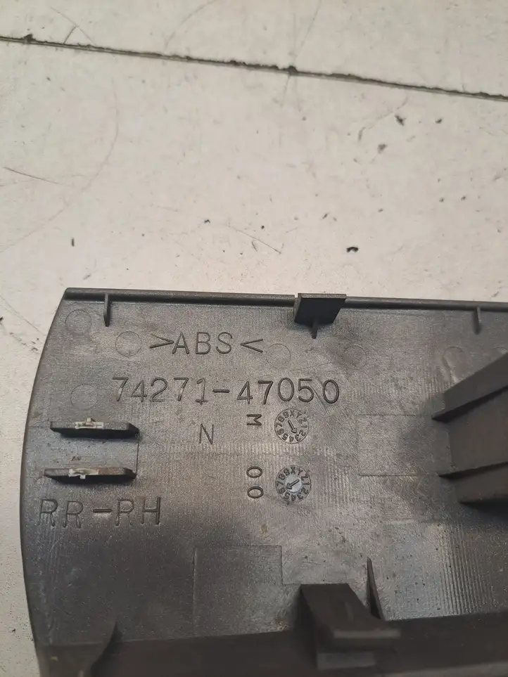 Toyota Prius (XW20) (2003 - 2009) 7427147050 Накладка кнопки стеклоподъемника — фото 4