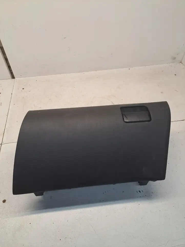 Toyota Prius+ (ZVW40) (2011 - 2018) 5544047020 Бардачок в сборе — фото 1