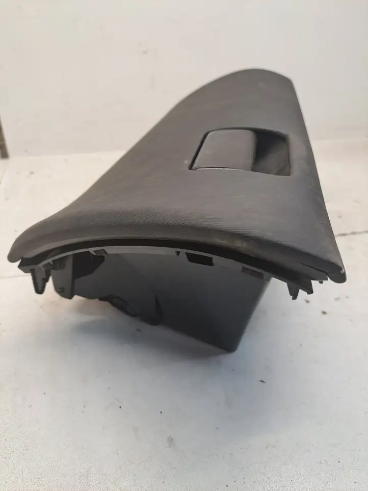 Toyota Prius+ (ZVW40) (2011 - 2018) 5544047020 Бардачок в сборе — фото 2