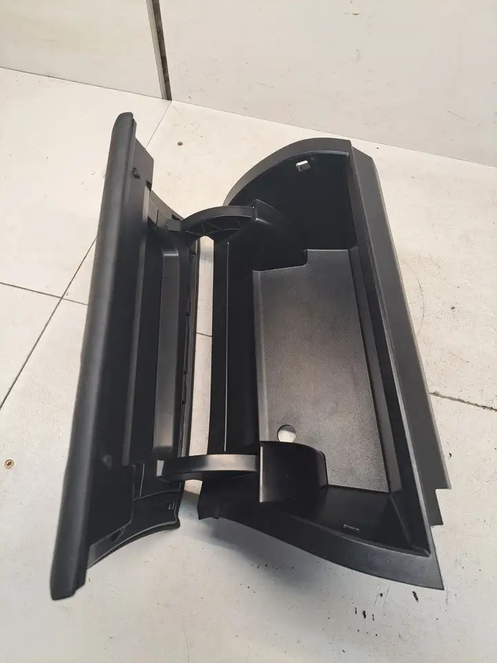 Toyota Prius+ (ZVW40) (2011 - 2018) 5544047020 Бардачок в сборе — фото 7