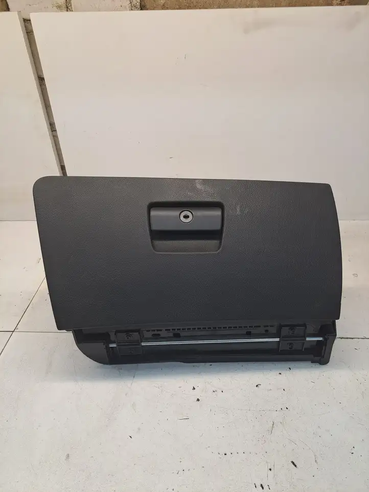 BMW 3 E90 E91 (2005 - 2012) 51167075479 Бардачок в сборе — фото 1