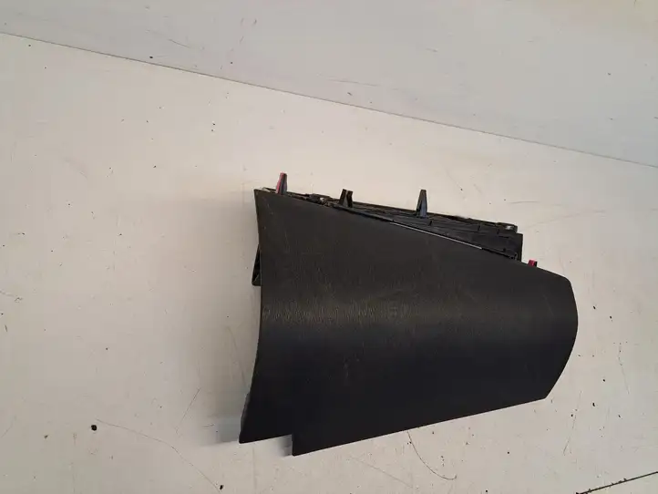 Toyota Prius (NHW20) (2003 - 2009) 5553147050 Крышка бардачка — фото 3