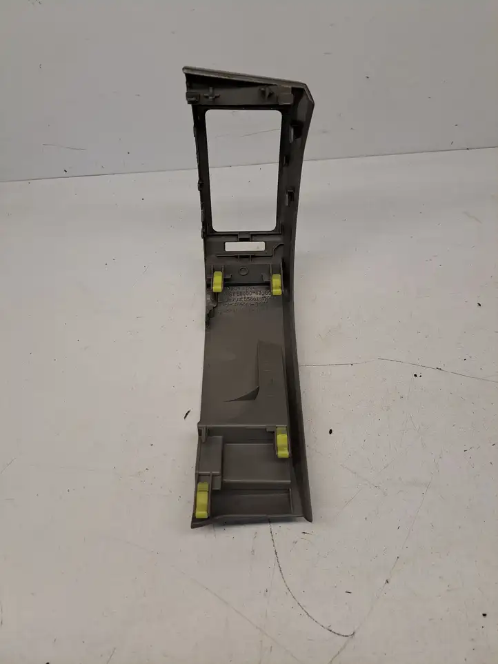 Toyota Prius (XW20) (2003 - 2009) 550624701045564170105565047060 Боковой воздушный дефлектор — фото 3