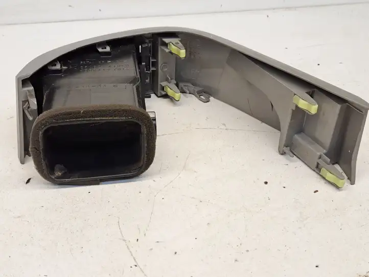 Toyota Prius (XW20) (2003 - 2009) 5565047060 Боковой воздушный дефлектор — фото 3