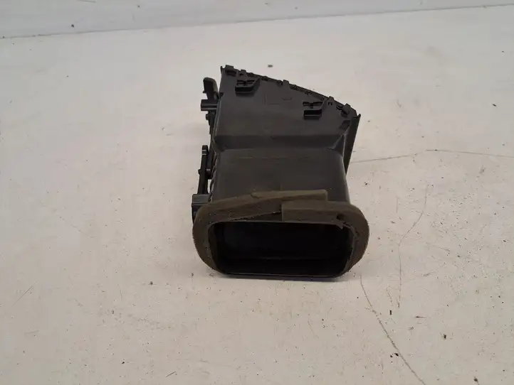 Toyota Prius (NHW20) (2003 - 2009) 5506247010 Боковой воздушный дефлектор — фото 4