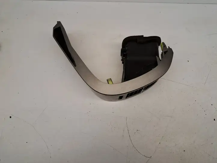 Toyota Prius (XW20) (2003 - 2009) 55660470205566270204556627020 Боковой воздушный дефлектор — фото 4